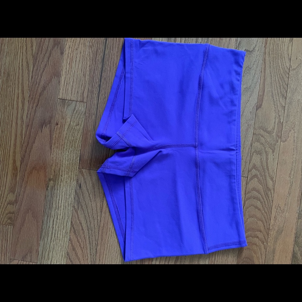 FLEO shorts